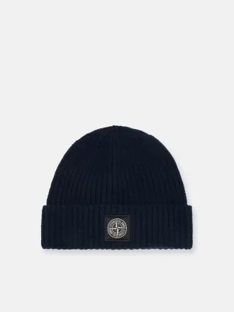 Beanie met Compass-patch en geribde boord.