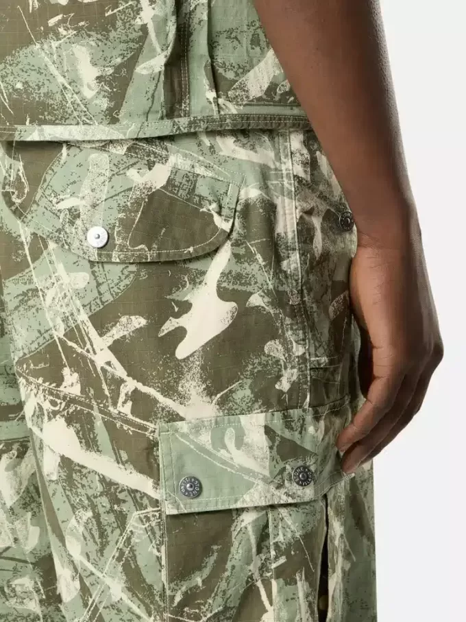 Comfortabele cargo bermuda met camouflageprint