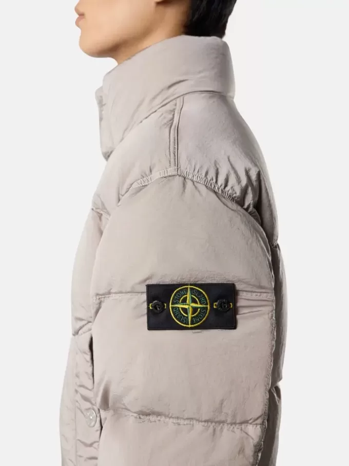 Donsjack met anti-drop en drukknoopzakken Donsjack met anti-drop en drukknoopzakken