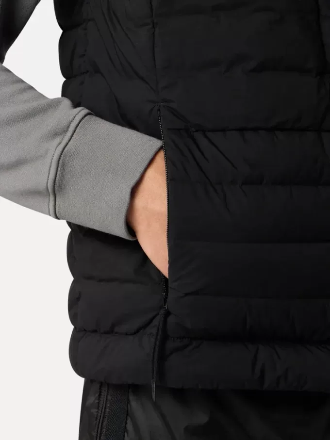 Donsvest met naadloze veertunnels en anti-drop.