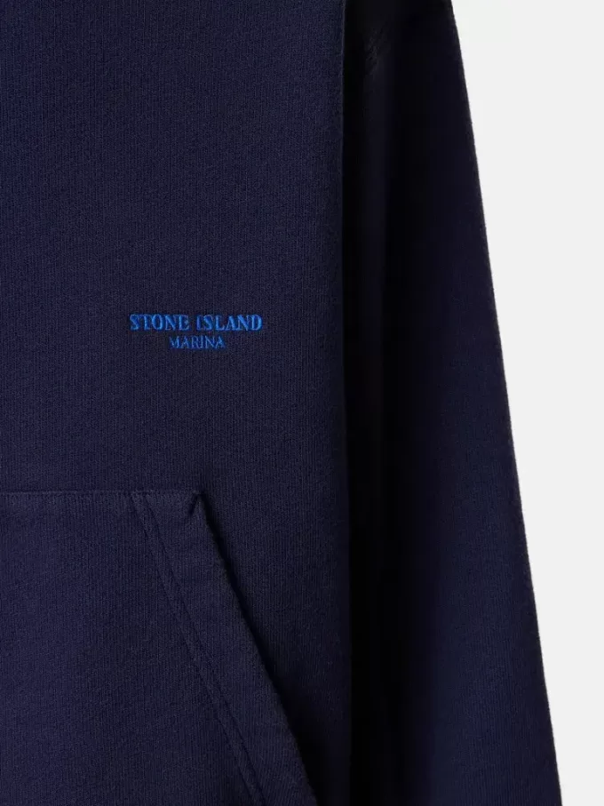 Oversized sweatshirt met capuchon en buideltas.