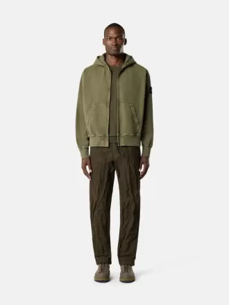oversized sweatshirt met capuchon en ritssluiting met geribde inzetstukken 2 1 330x440 - Oversized sweatshirt met capuchon en ritssluiting, met geribde inzetstukken.