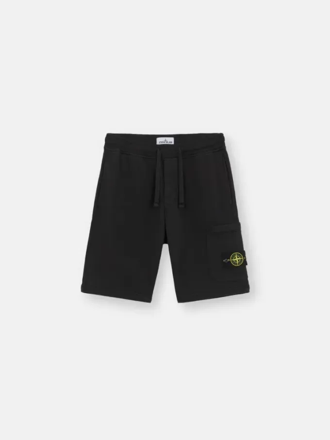 Regular-fit bermuda met elastische tailleband. Regular-fit bermuda met elastische tailleband.