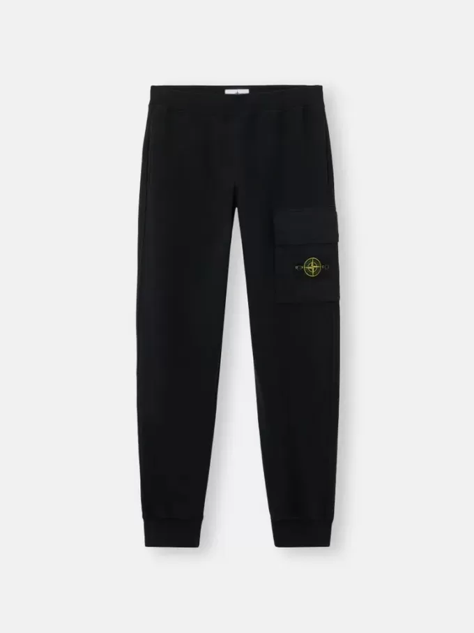 Regular fit joggingbroek met zak met balg aan de pijp. Regular fit joggingbroek met zak met balg aan de pijp.