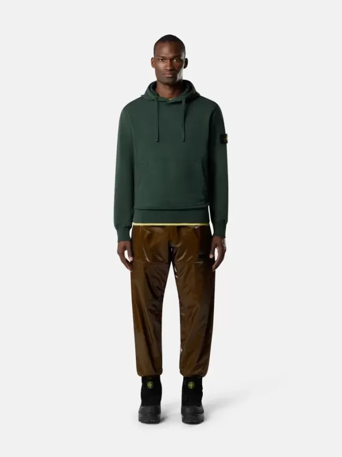 Regular fit sweatshirt met capuchon en buidelzak.
