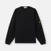 Regular fit sweatshirt met ronde hals en zakken op de mouwen. Regular fit sweatshirt met ronde hals en zakken op de mouwen.
