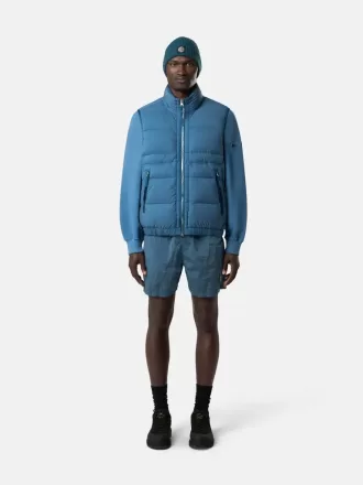 Regular fit zwemshort met zakken en mesh voering. Regular fit zwemshort met zakken en mesh voering.