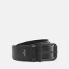 Riem met matte metalen gesp.