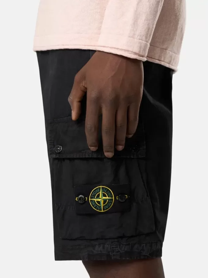 Slim-fit cargo bermuda met ritszakken.