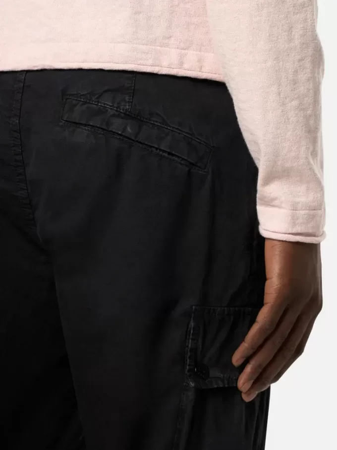 Slim-fit cargo bermuda met ritszakken.