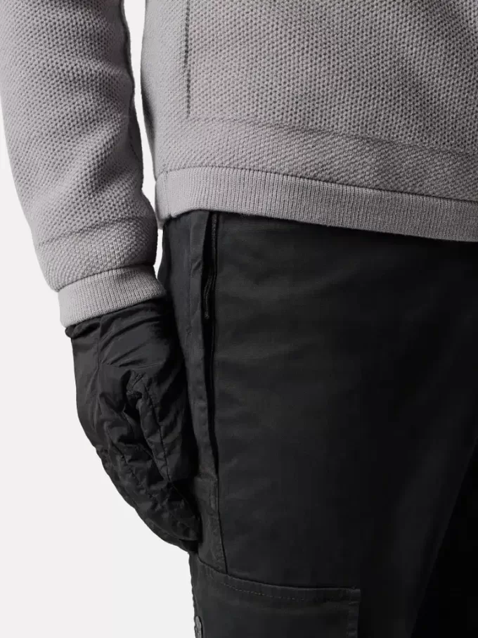 Slim-fit cargobroek met zakken met ritssluiting