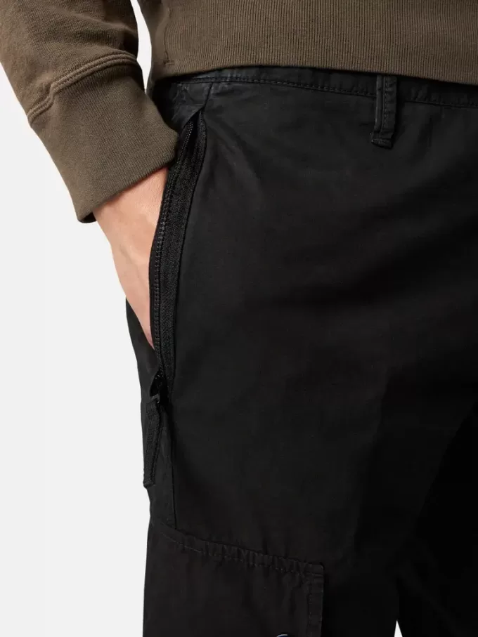 Slim-fit cargobroek met zakken met ritssluiting