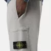 Slim-fit joggingbroek met zakken en trekkoord in de taille. Slim-fit joggingbroek met zakken en trekkoord in de taille.