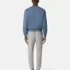 Slim-fit joggingbroek met zakken en trekkoord in de taille. Slim-fit joggingbroek met zakken en trekkoord in de taille.
