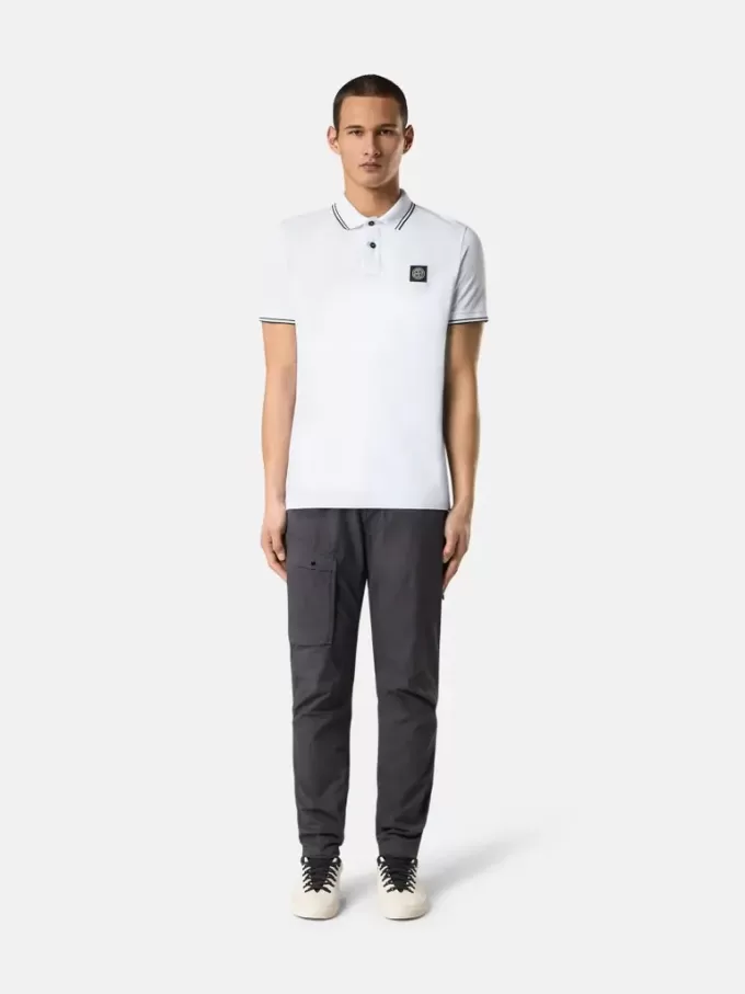 Slim-fit poloshirt met korte mouwen en gestreepte details