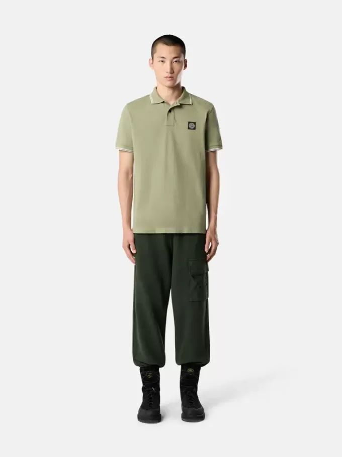 Slim-fit poloshirt met korte mouwen en gestreepte details