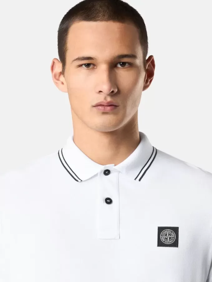 Slim-fit poloshirt met korte mouwen en gestreepte details