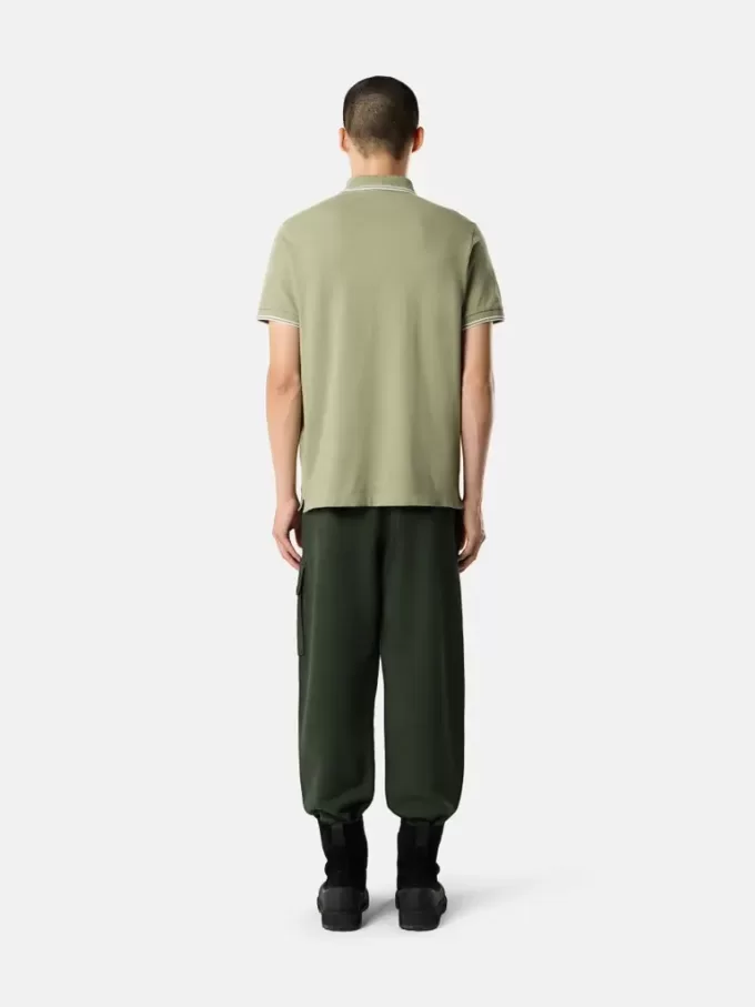 Slim-fit poloshirt met korte mouwen en gestreepte details