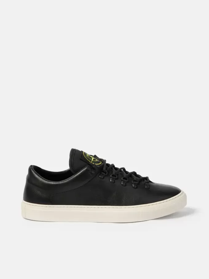 Sneaker met veters en logo