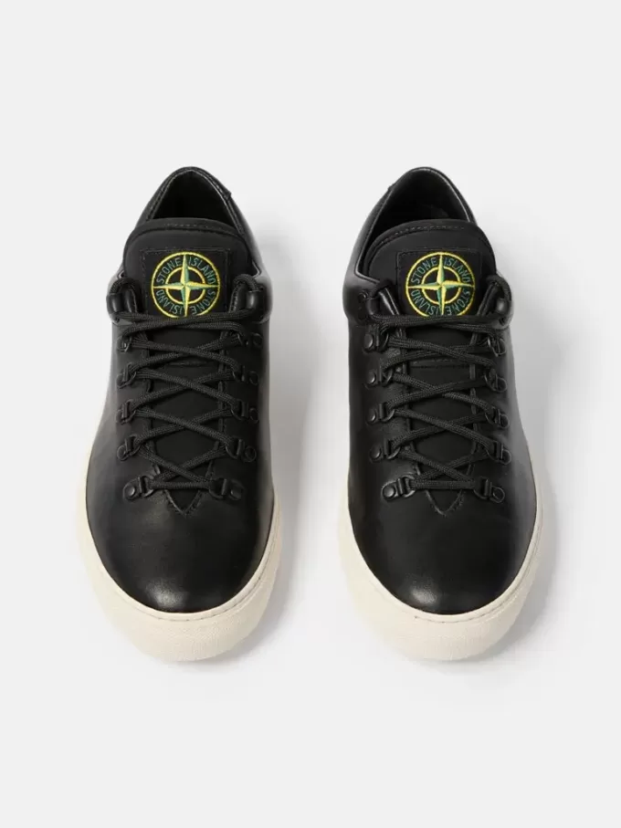 Sneaker met veters en logo