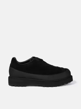 Sneaker met vetersluiting, rubberen rand en profielzool