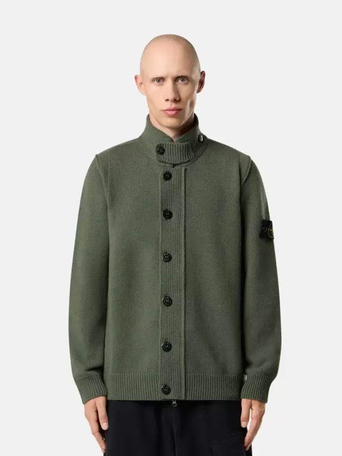Sweater met knopen en vilten boorden